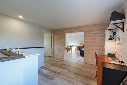8 Ravenhill Drive, Kleefeld, MB - Indoor Photo Showing Other Room
