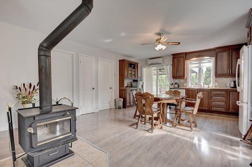 Vue - 2 2E Avenue, Saint-Thomas, QC - Indoor Photo Showing Dining Room