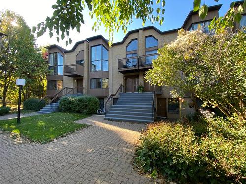 5554 Place De Jumonville  Montréal (Rosemont/La Petite-Patrie), QC H1M 3W2