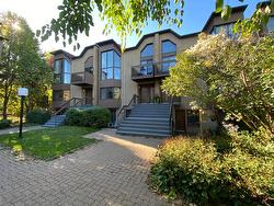 5554 Place De Jumonville  Montréal (Rosemont/La Petite-Patrie), QC H1M 3W2