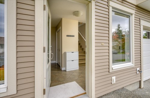 110-839 Varsity Way, Nanaimo, BC 