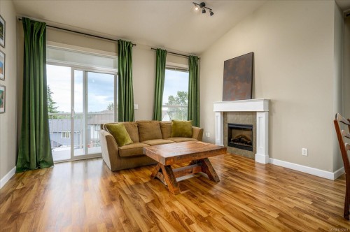 110-839 Varsity Way, Nanaimo, BC 
