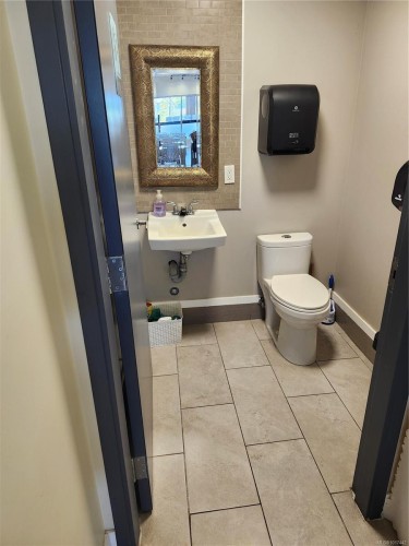 4-2401 Cliffe Ave, Courtenay, BC 