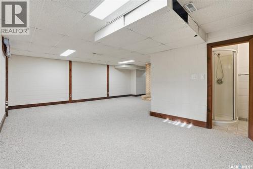 1333 Arlington Avenue, Saskatoon, SK - Indoor