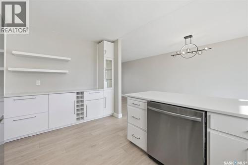 1317 Elevator Road, Saskatoon, SK - Indoor Photo Showing Kitchen