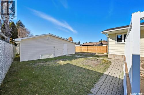 1317 Elevator Road, Saskatoon, SK - Outdoor With Exterior