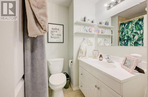 151 Franklin Street N, Kitchener, ON - Indoor Photo Showing Bathroom