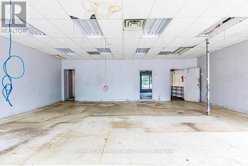 955 Barton Street E, Hamilton, ON 