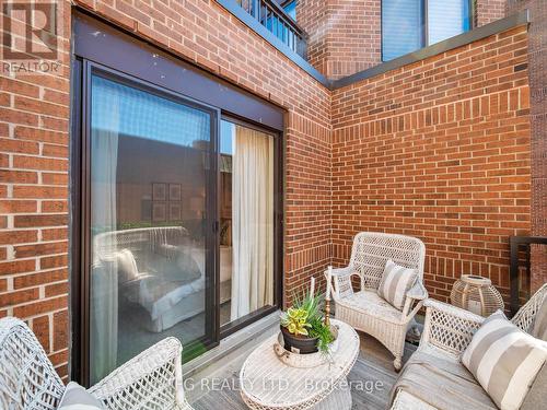 610 - 100 Lakeshore Road E, Oakville (Oo Old Oakville), ON - Outdoor With Deck Patio Veranda With Exterior