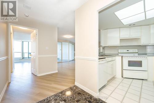 1416 - 20 Guildwood Parkway, Toronto, ON - Indoor Photo Showing Kitchen