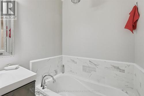 Updated Spa-Inspired Three-Piece Primary Ensuite - 666 Cedar Avenue, Burlington, ON - Indoor Photo Showing Bathroom