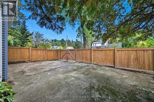 Convenient Side Driveway w/Gate for Extra Parking - 666 Cedar Avenue, Burlington, ON - Outdoor