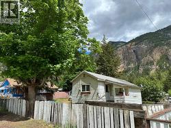 959 Cawston Avenue Hedley, BC V0K 1K0