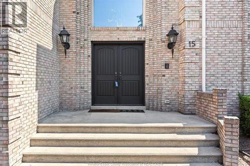 15 Fasan Crescent, Tecumseh, ON - Outdoor