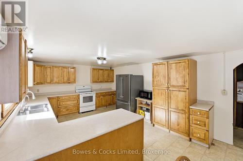 511 Concession Road 12 E, Trent Hills, ON - Indoor Photo Showing Kitchen With Double Sink