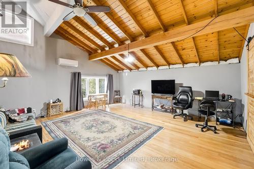 511 Concession Road 12 E, Trent Hills, ON - Indoor With Fireplace