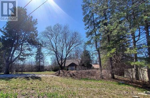 11044 Leslie Street, Richmond Hill, ON - Outdoor