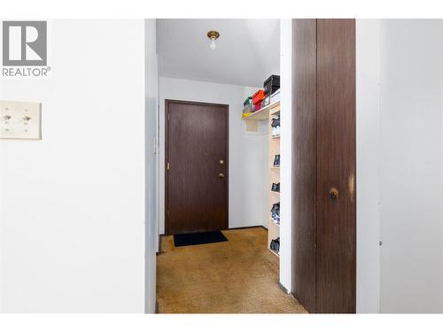 606 18Th Avenue N Unit# 406, Cranbrook, BC - Indoor Photo Showing Other Room