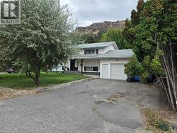 1411 Hudson Road  West Kelowna, BC V1Z 1A5