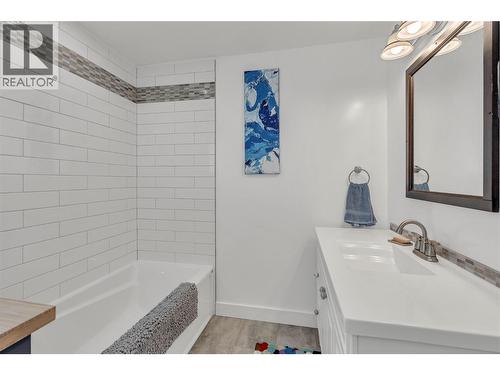 350 Pine Street, Princeton, BC - Indoor Photo Showing Bathroom