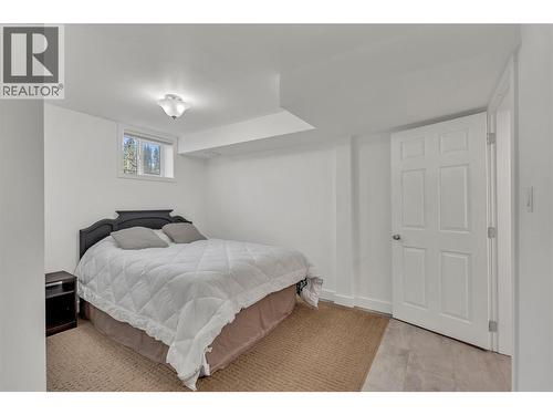 350 Pine Street, Princeton, BC - Indoor Photo Showing Bedroom