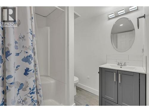 350 Pine Street, Princeton, BC - Indoor Photo Showing Bathroom