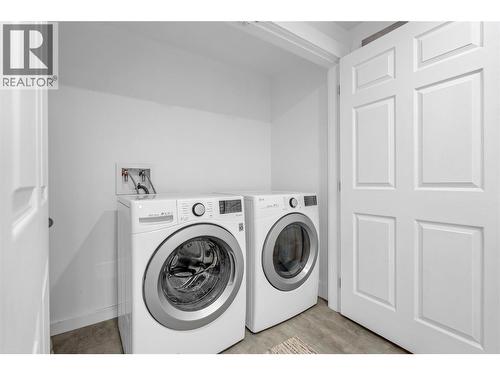 350 Pine Street, Princeton, BC - Indoor Photo Showing Laundry Room