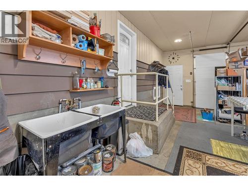 350 Pine Street, Princeton, BC - Indoor Photo Showing Garage