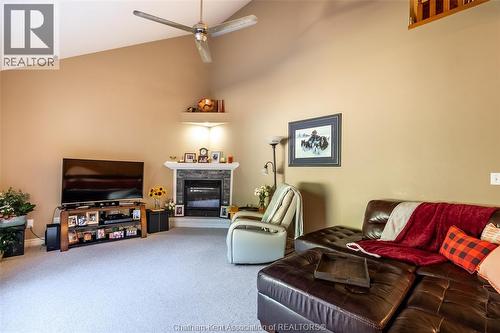 13 Hedge Maple Path, Chatham, ON - Indoor With Fireplace