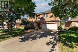 13 Hedge Maple Path Chatham, ON N7L 5E9