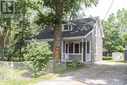 5853 MCLEOD ROAD  Niagara Falls, ON L2G 3E5