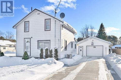 36 JONES STREET  Addington Highlands (Addington Highlands), ON K0H 1P0