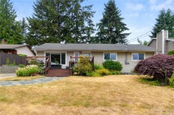2586 Theresa Terr  Nanaimo, BC V9T 4Y9