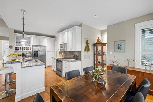 42-5251 Island Hwy West, Qualicum Beach, BC 