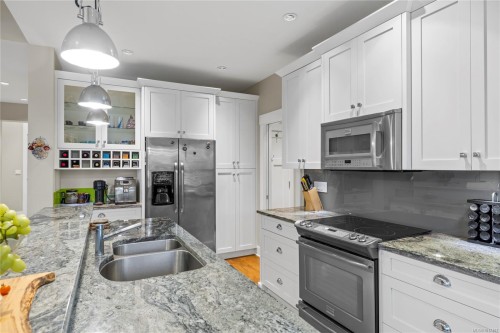 42-5251 Island Hwy West, Qualicum Beach, BC 