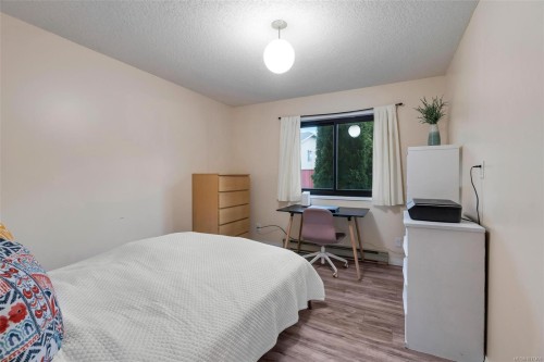 4249 Quadra St, Saanich, BC 