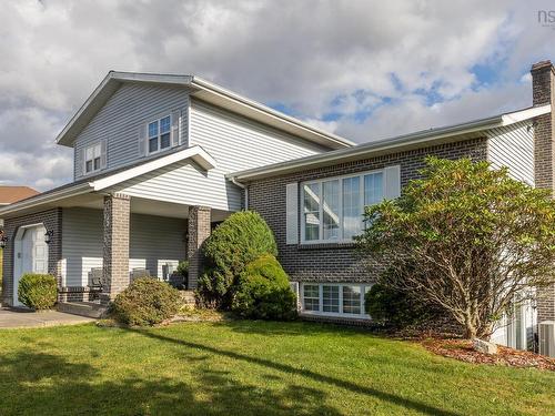 5 Placid Court, Yarmouth, NS 