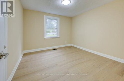 492 Ephraim Street, Kitchener, ON - Indoor Photo Showing Other Room