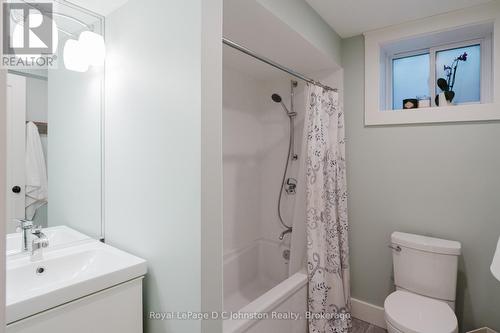 Lower 4PC Bath on lower level - 81 Cedar Bush Drive, Saugeen Shores, ON - Indoor Photo Showing Bathroom