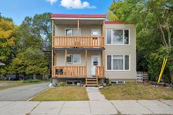 101 Rue des Oliviers  Gatineau (Hull), QC J8Y 1P3