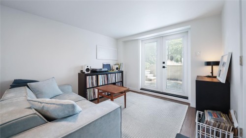 2720 Foul Bay Rd, Saanich, BC 