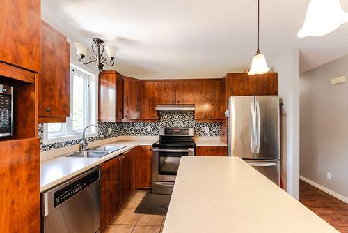 Kitchen - 21 Rue Du Château, Drummondville, QC - Indoor Photo Showing Kitchen With Double Sink