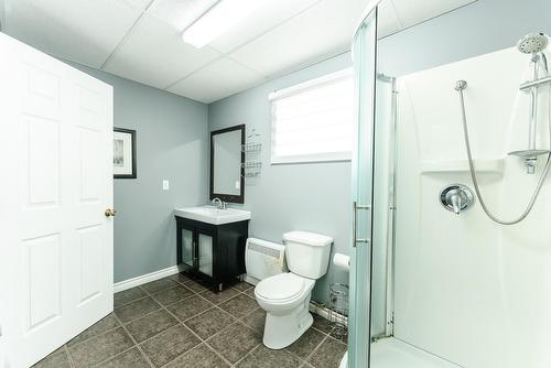 Bathroom - 21 Rue Du Château, Drummondville, QC - Indoor Photo Showing Bathroom