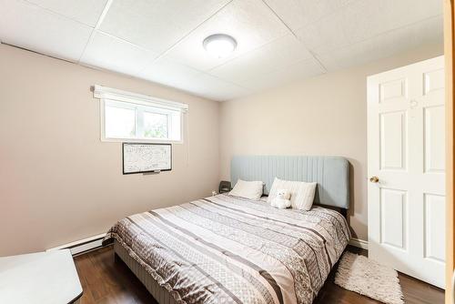 Bedroom - 21 Rue Du Château, Drummondville, QC - Indoor Photo Showing Bedroom