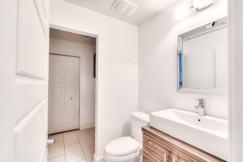 Powder room - 301-1335 Rue Graveline, Laval (Sainte-Dorothée), QC - Indoor Photo Showing Bathroom