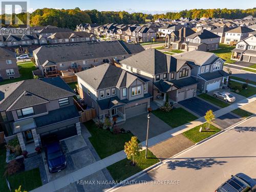 6 Myrtle Street N, Pelham (Fonthill), ON - Outdoor With Facade
