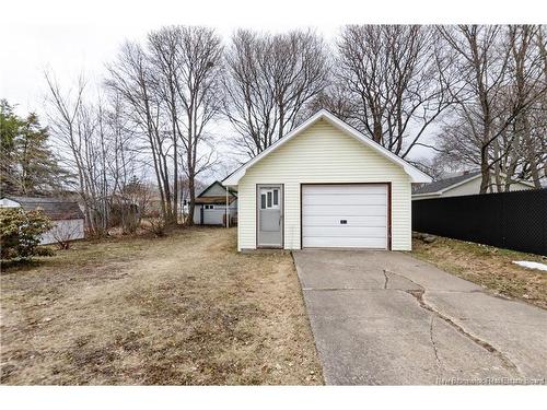 93 Edward, Moncton, NB 