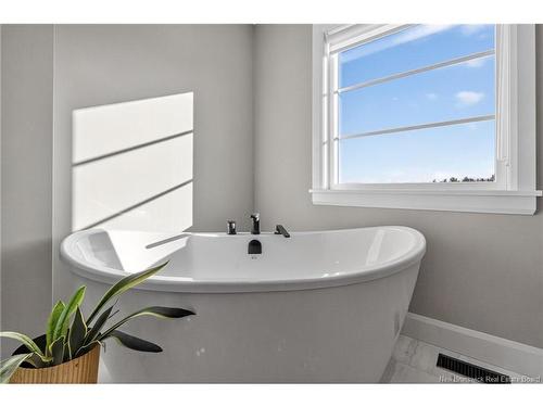 26 Cudmore St, Riverview, NB 