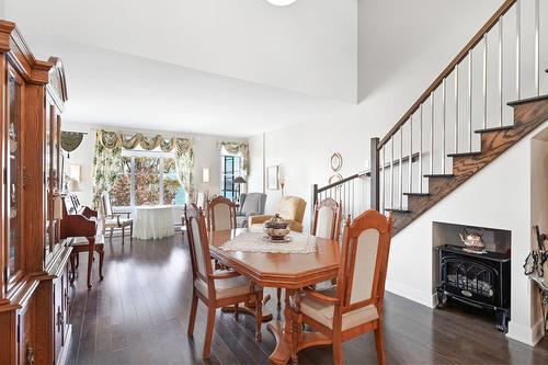 Coin-repas - 305-331 Av. De Venise O., Venise-En-Québec, QC - Indoor Photo Showing Dining Room