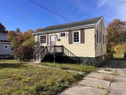 157 Old Sambro Road  Halifax, NS B3R 1R4